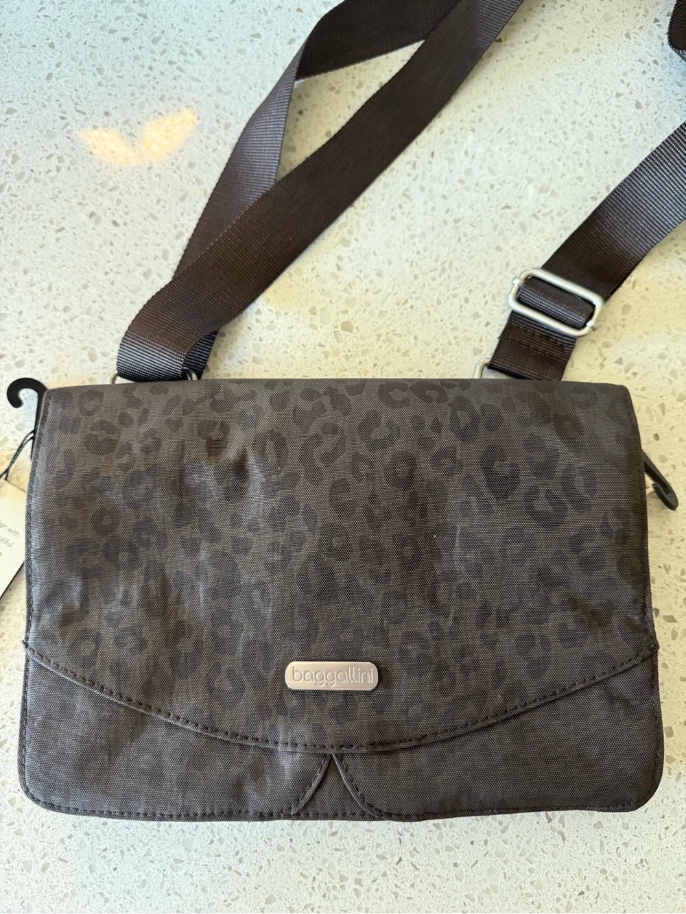 Baggallini Brown Leopard-Print Crossbody Shoulder Bag